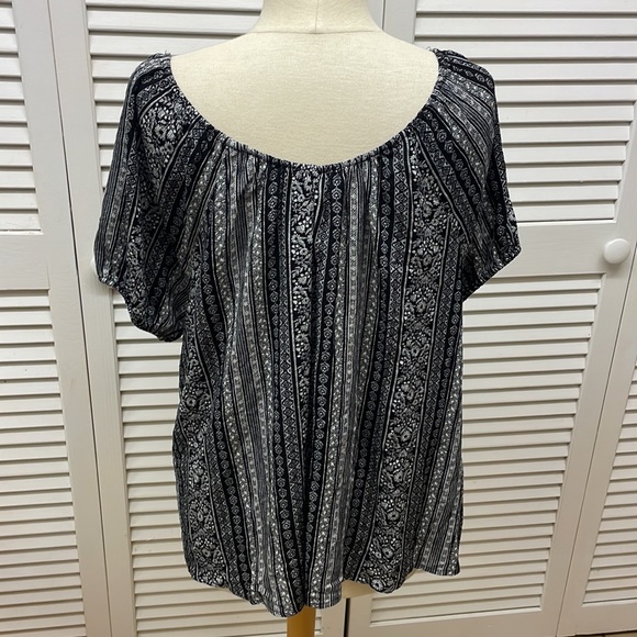 Mudd Black And White Boho SS Tie Keyhole Peasant Blouse Top Size XXL - Picture 2 of 4